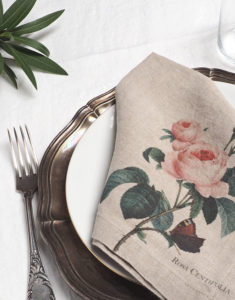 Table napkins garden flowers rose