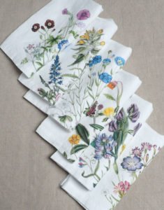 Wildflowers white linen napkins from Linoroom