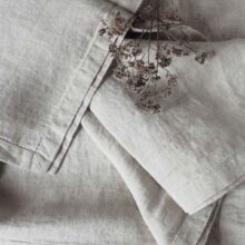 natural-beige-linen-tablecloth-Linoroom Linen Tablecloth by Linoroom