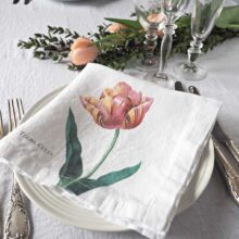 pink-linen-floral-napkins9 Pink Flower Linen Napkins from Linoroom
