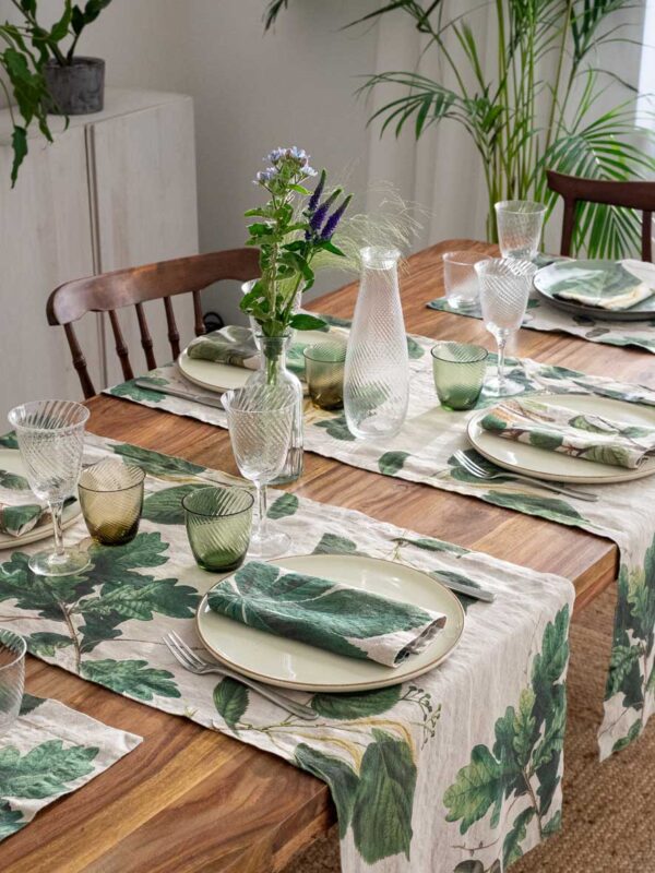 3002SU-TNP6-Linoroom-Napkins-Trees-Vertical-LR5