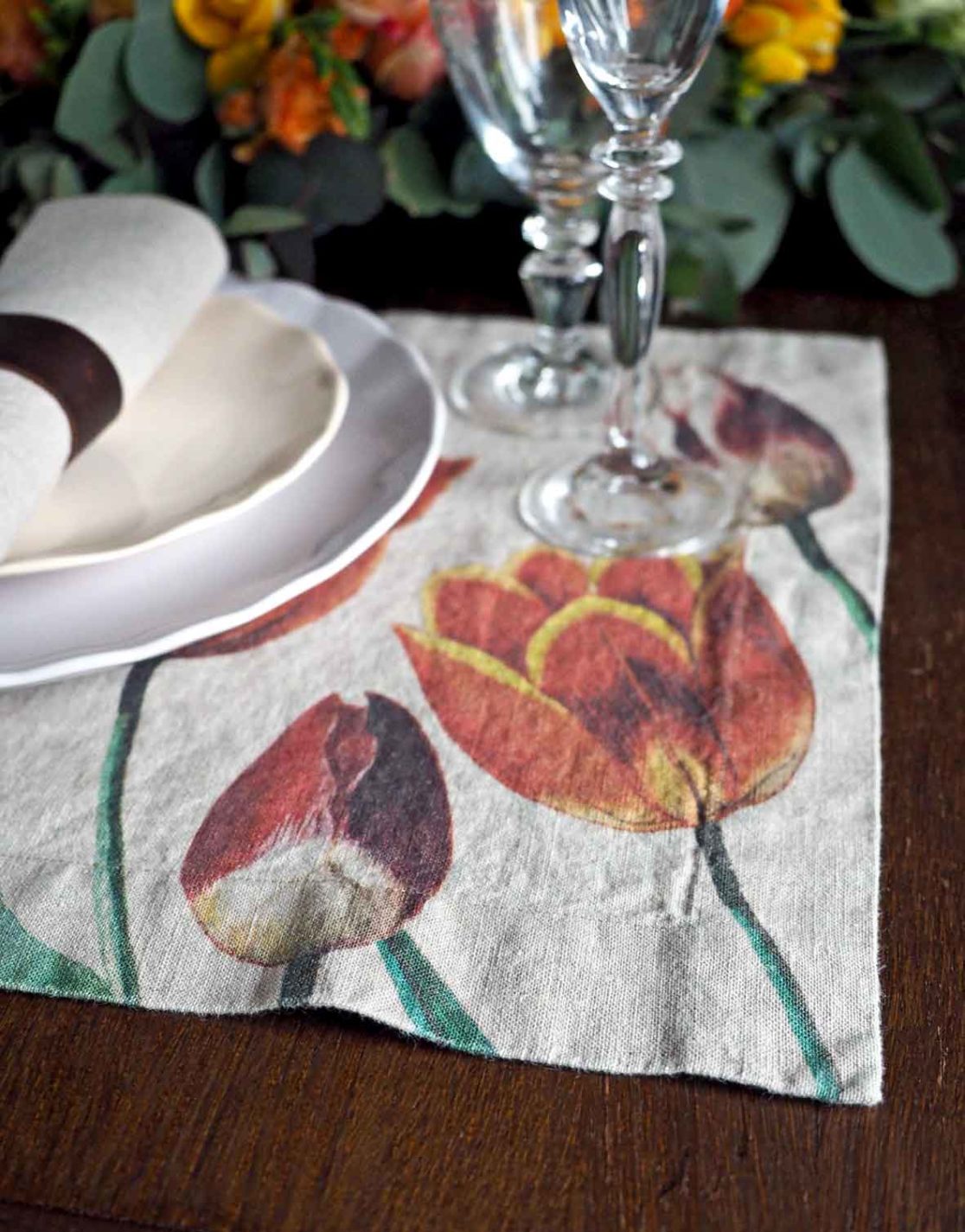 Spring Tulips Floral Natural Linen Table Mats (set of 2) LINOROOM