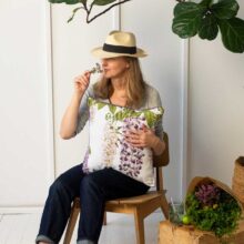 2004SUR-WO-Linoroom-Cushion-cover-Wisteria-OW-WEB-LR2