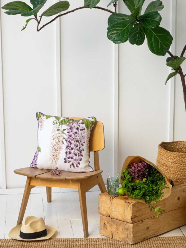 2004SUR-WO-Linoroom-Cushion-cover-Wisteria-OW-WEB-LR5