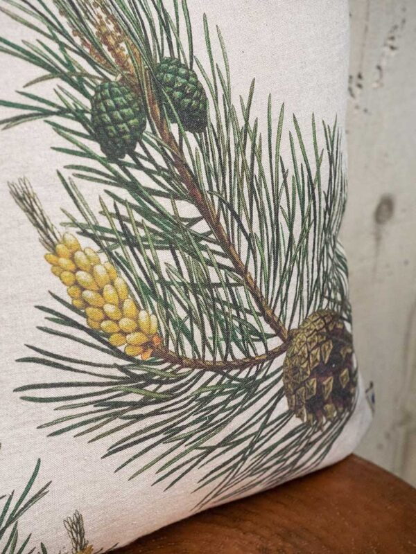 2004SUR-P-Linoroom-cushion-cover-pine-LR2