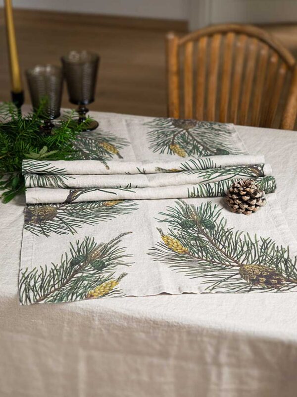 Linoroom-table-runner-pine-LR2