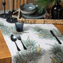 Linoroom-table-runner-pine-LR4