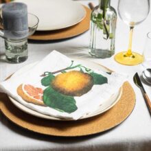 3002SU-CP6-Linoroom-napkins-Citrus-VErtical-LR17