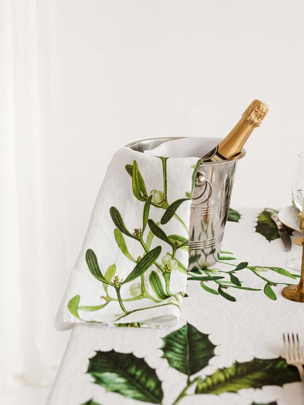 6001M-HMW-Linoroom-Kitchen-Towels-Holly-and-Misletoe-Vertical-LR8 Christmas linen kitchen towels by Linoroom