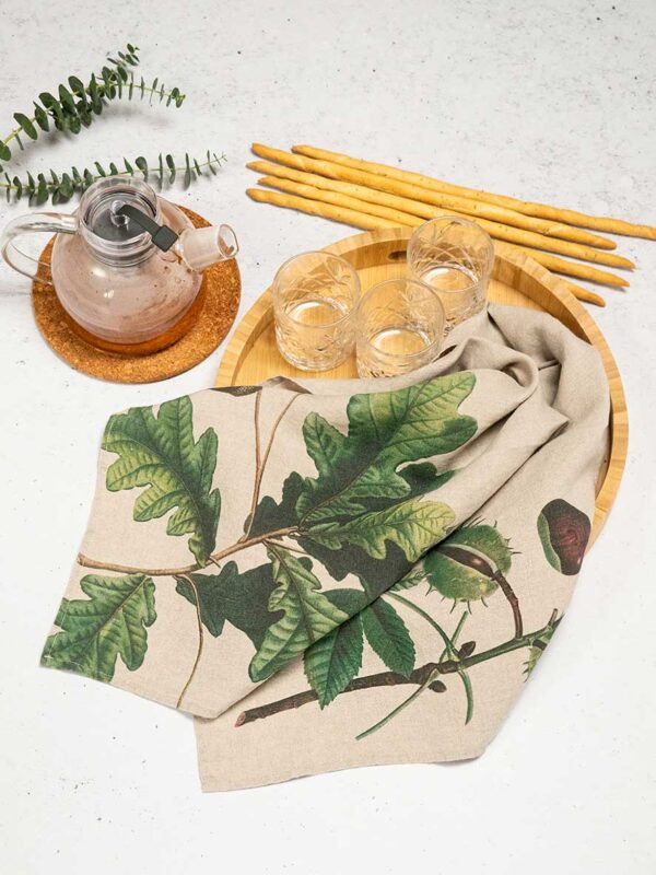 6001M-TOH-Linoroom-Kitchen-Towels-Oak-and-Chestnut-Vertical-LR5