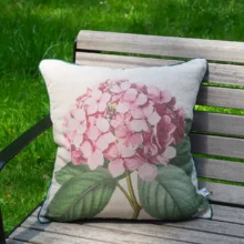 Hydrangea linen cuchion by Linorooom