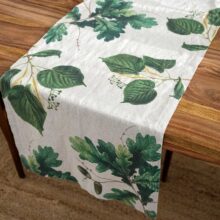 8002SUR-T-Linoroom-Table-runner-Trees-Vertical-LR-3