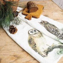 6001M-OEO-Linoroom-Kitchen-Towels-Owl-and-Eagle-Owl-Vertical-LR4