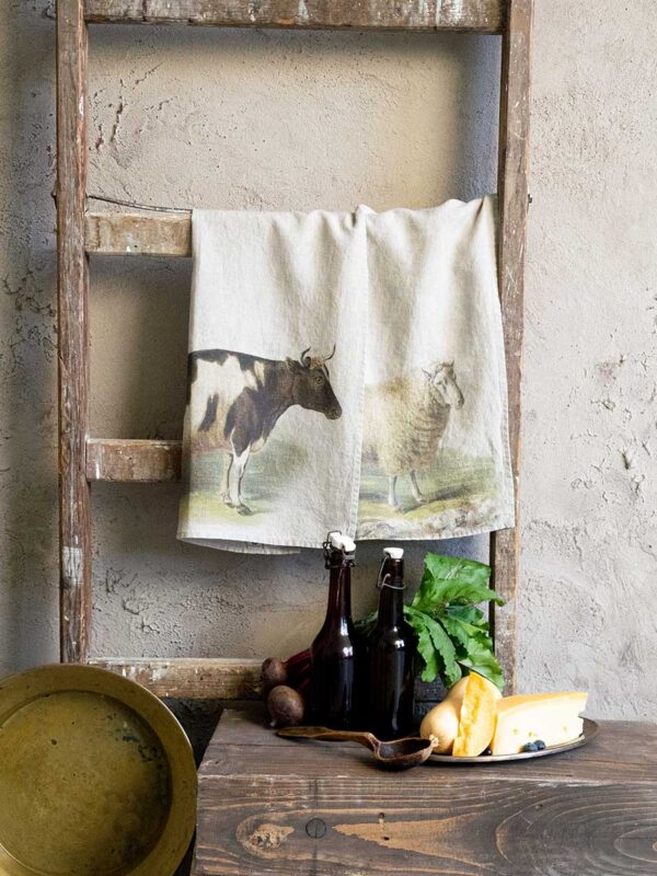 6001M-SC-Linoroom-Kitchen-Towels-Sheep-and-Cow-Vertical-LR7
