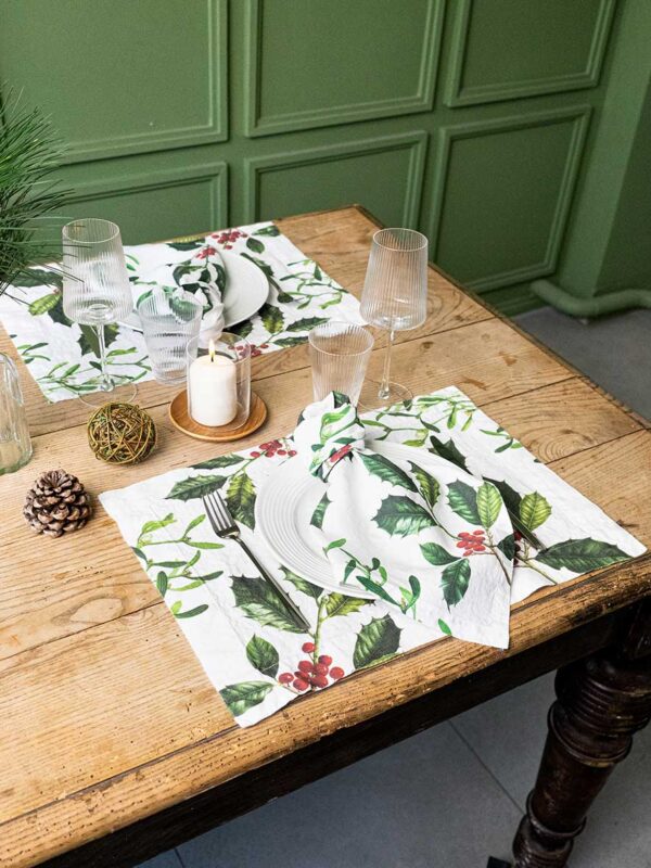 8003SUM-HMW-Linoroom-placemats-Holly-and-Mistletoe-Vertical-LR6 Linen Christmas Placemats by Linoroom