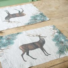 8003SUM-NA1-Linoroom-Placemat-Wild-Deer-Vertical-LR3