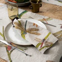 3002SU-LDP6-Linoroom-Napkins-lakeside-dragonflies-WEB-LR5