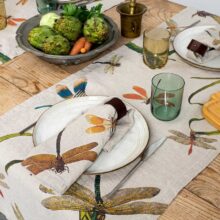 8002SUR-LD-Linoroom-table-runner-lakeside-dragonflies-WEB-LR2