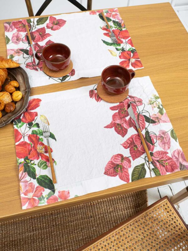 Climbing flowers linen placemats by Linoroom