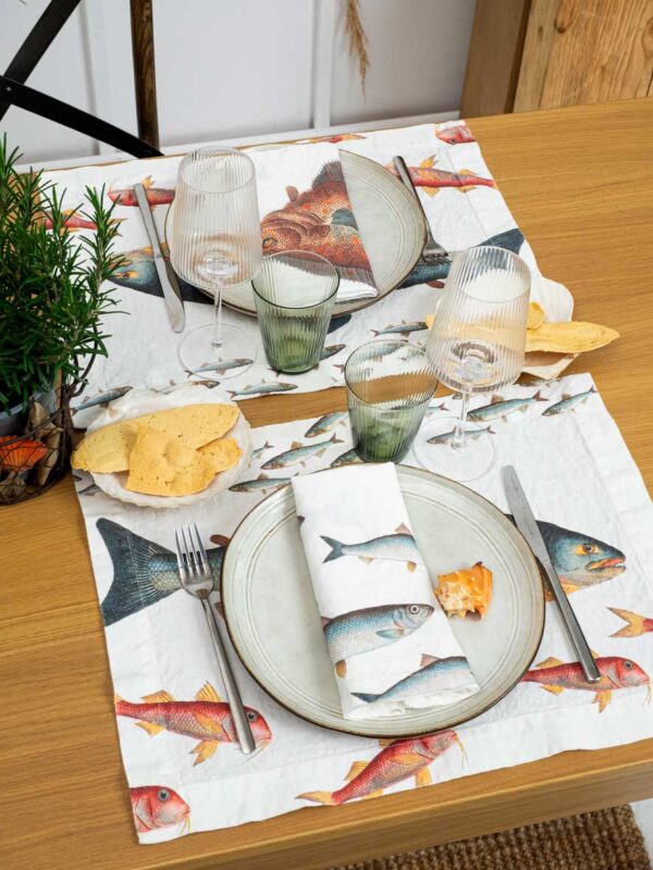 8003SUM-SFO-Linoroom-placemat-sea-fish-WEB-LR2