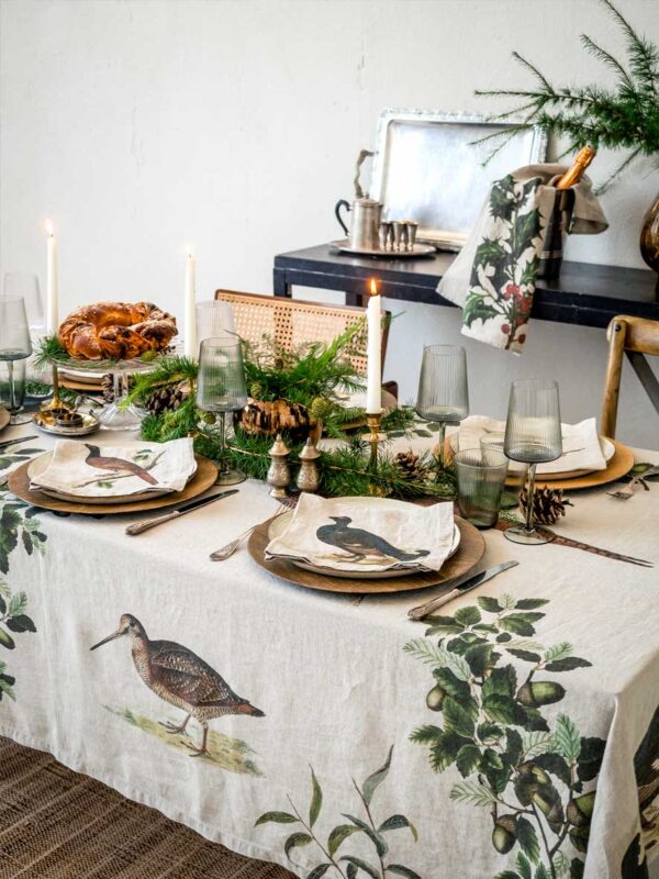 4006S-FB-Linoroom-Tablecloth-Forest-Birds-LR5