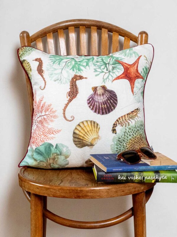 2004SUR-OA-Linoroom-Cushion-Cover-Ocean-Animals-Vertical-LR2