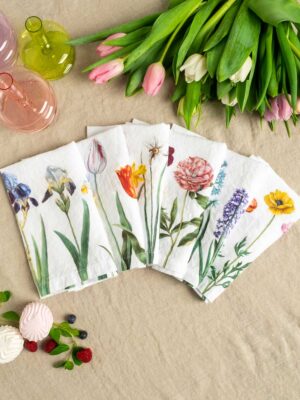 Early Flowers white linen napkins by Linoroom