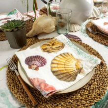 3002SU-OAP6O-Linoroom-Napkins-Ocean-Animals-Vertical-LR5