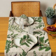 8002SUR-FH-Linoroom-Table-Runner-Fine-Herbs-Vertical-LR1