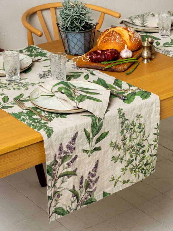 8002SUR-FH-Linoroom-Table-Runner-Fine-Herbs-Vertical-LR4