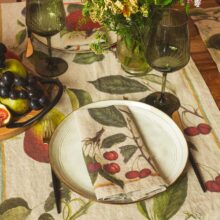 3002SU-OFP6-Linoroom-Napkins-Orchard-Fruits-Vertical-LR24