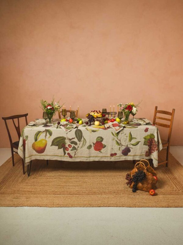 4006S-OF-Linoroom-Tablecloth-Orchard-Fruits-Vertical-LR16