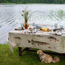 4006S-FF-Linoroom-Tablecloth-Freshwater-Fish-Verical-LR29