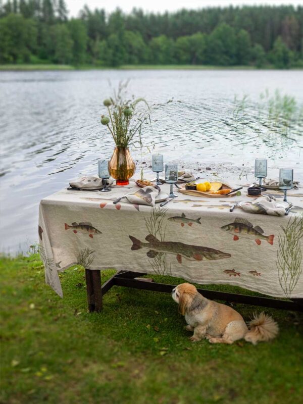 4006S-FF-Linoroom-Tablecloth-Freshwater-Fish-Verical-LR29