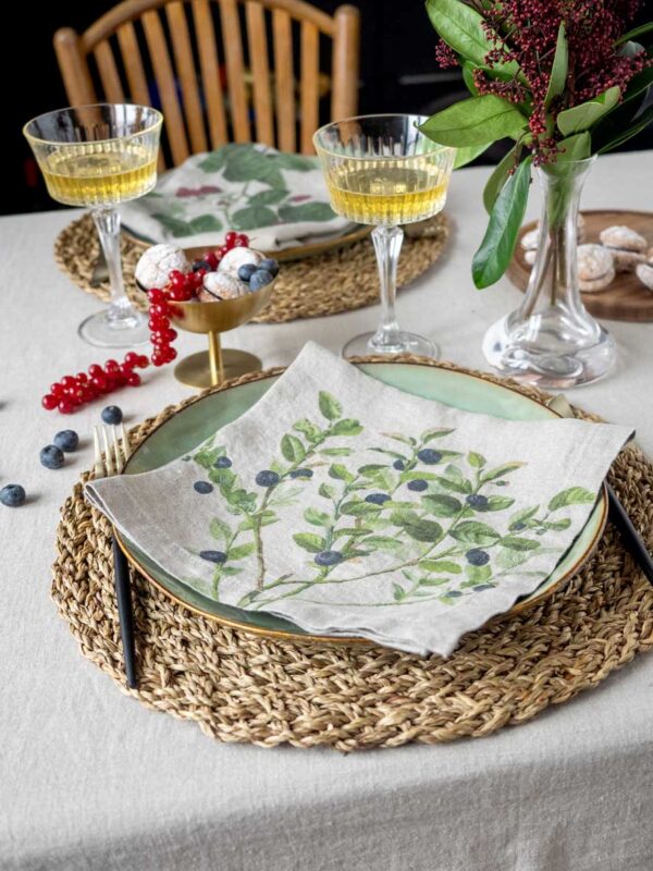 3002SU-BP6-Linoroom-Napkins-Berries-Vertica-lLR-6