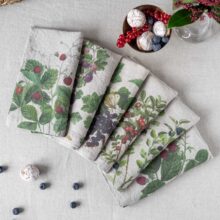 3002SU-BP6-Linoroom-Napkins-Berries-Vertical-LR-3