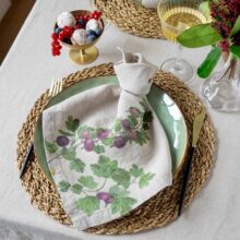 3002SU-BP6-Linoroom-Napkins-Berries-VerticalLR-10