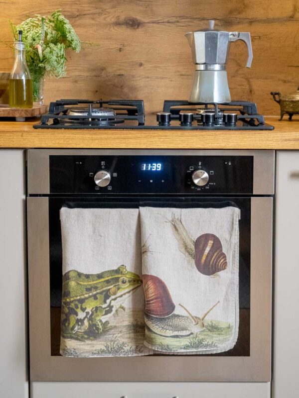 Linen kitchen towels frog and snails by linoroom