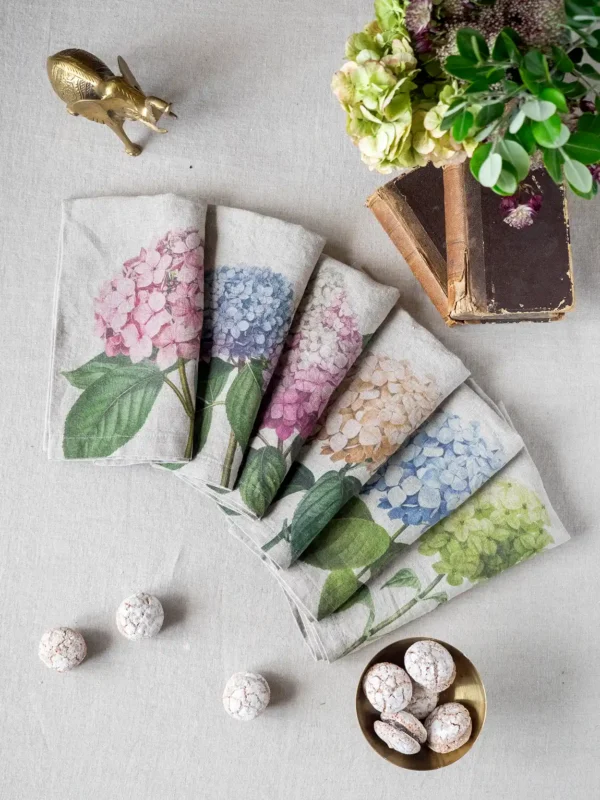 Hydrangeas Linen Napkins by Linoroom