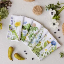 LMP28756-SVIESESNISLRbandymas3 Field flowers white linen napkins by Linoroom