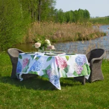 4006S-HNW Linoroom Tablecloth Hydrangea White LR WEB 2